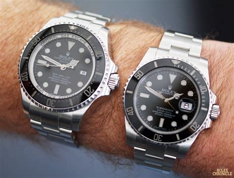 sea dweller rolex vs submariner|rolex submariner deepsea dweller.